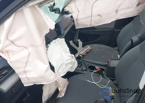 2024 Volkswagen Taos 1.5T Se from USA, damaged, VIN 3VVVX7B21RM088089